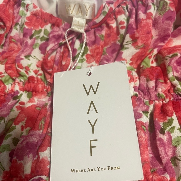 WAYF Avra Pink Red Floral Sweetheart Neckline Cottage Core Peplum Top sz L NWT - Picture 8 of 9